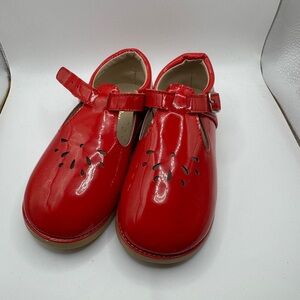 The Doll Maker Toddler Girl 9 Red Patent Leather Dress Shoes w/ Strap Mary Janes